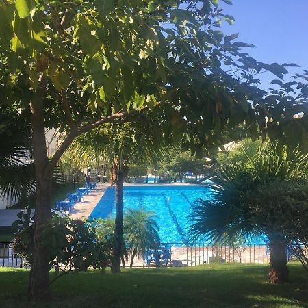 Hotel Golden Dolphin Express - Aguas Termais 24H Caldas Novas Kültér fotó
